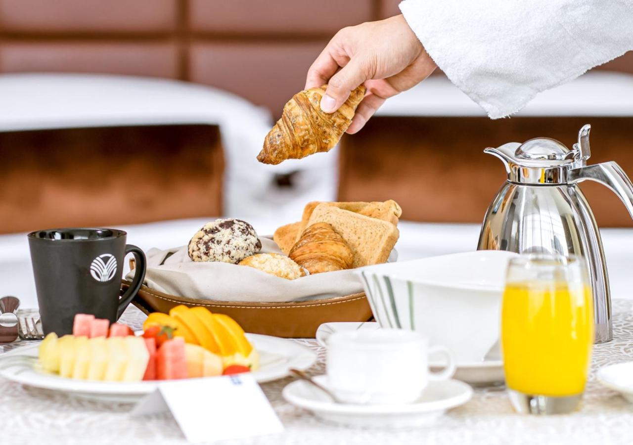 시티 센터 로타나 도하 외부 사진 Room service