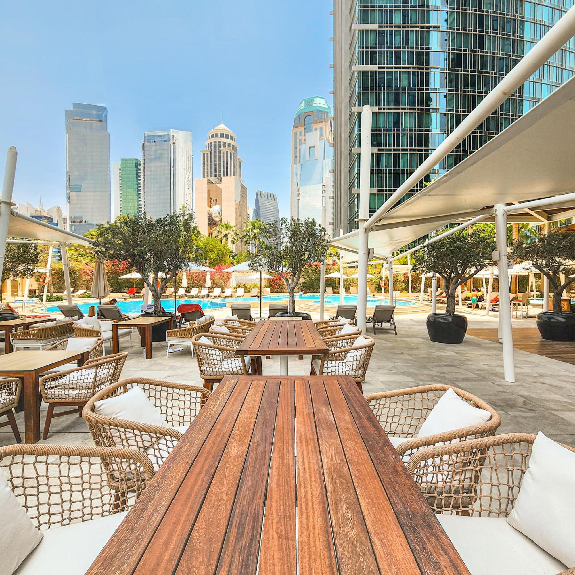 시티 센터 로타나 도하 외부 사진 The pool at The Westin